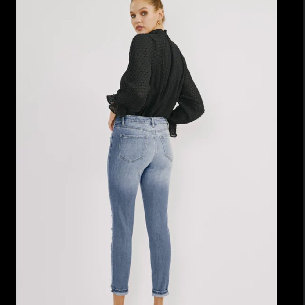 Kancan Light Wash Stretch Denim High Rise Skinny Jeans 11 / 29"